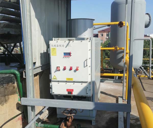 化工防爆冷水机客户现场